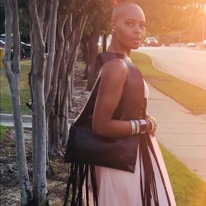 Closer View / shoulder option